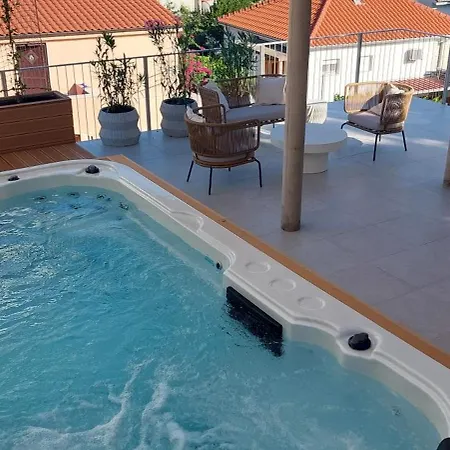 Jadrija Luxury Vacations Apt4 Апартаменты *