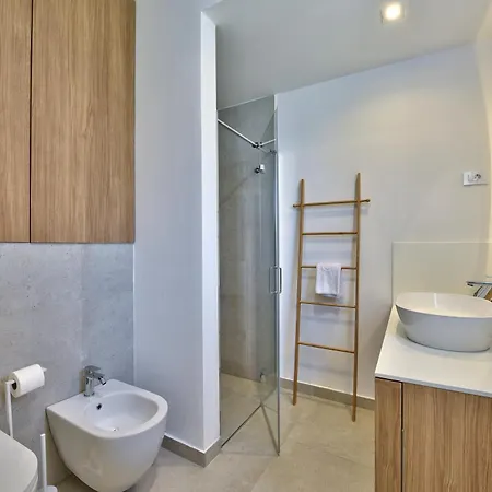 Jadrija Luxury Vacations Apt4 Апартаменты Шибеник